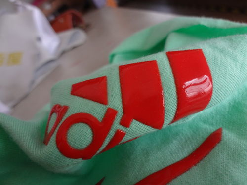 食品級(jí)環(huán)保絲印織帶硅膠 ab組分液體硅膠生產(chǎn)廠家 硅膠絲印操作說(shuō)明